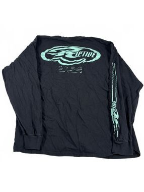 Red Bull Records Beartooth Riptide Black Long Sleeve Graphic Shirt XL